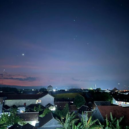 Han Gang Syariah Ponorogo Exterior foto